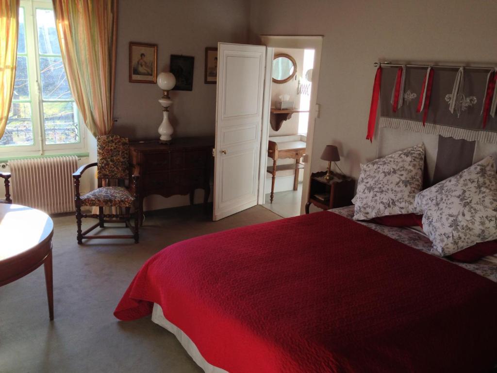 Domaine De Vilotte Bed & Breakfast Ardenais Room photo